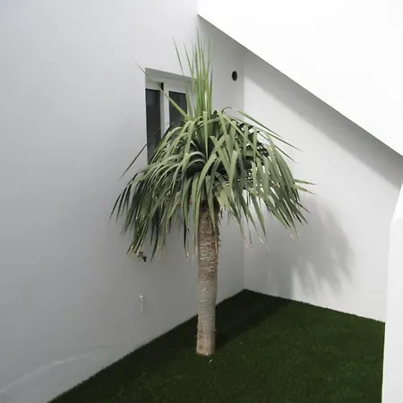 מלון דירות Nautico Boutique Apartments, By Comfortable Luxury - Adults Only 3*